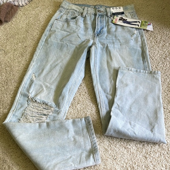 Peace love eco by rewash Jeans - Picture 2 of 9